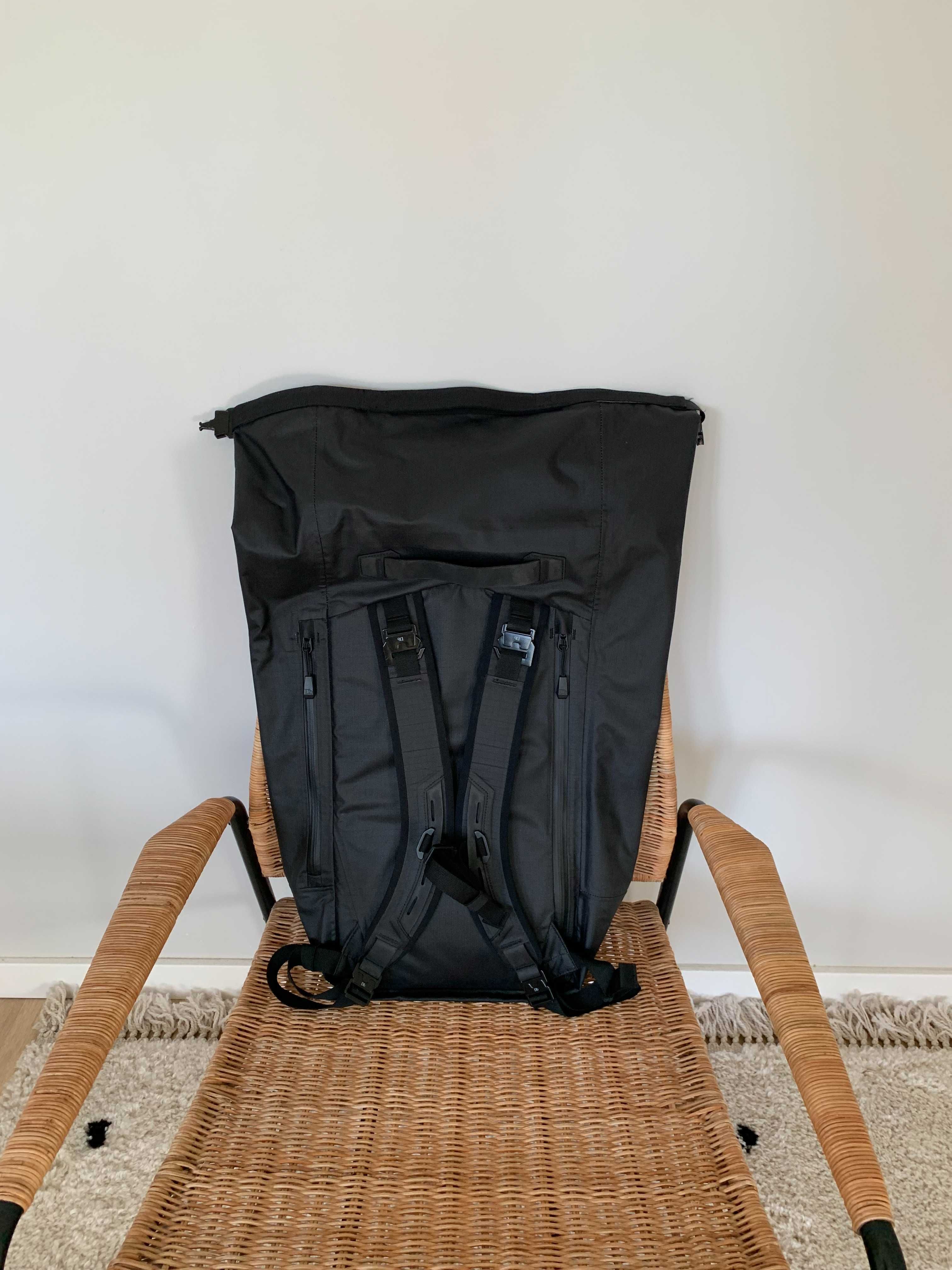 Db Journey Essential Rolltop Backpack 32L