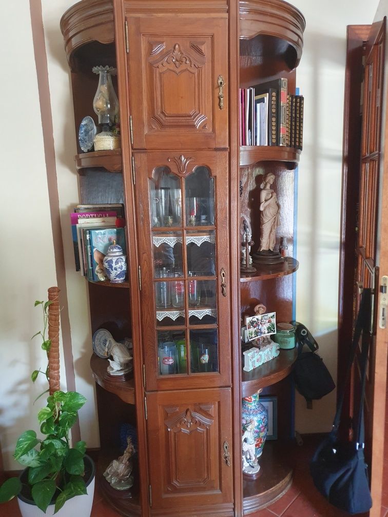 Movel com vitrine