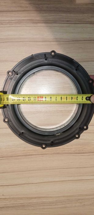 Аудио-подиумы на Vag-группу, под 16 размер динамиков, пластик