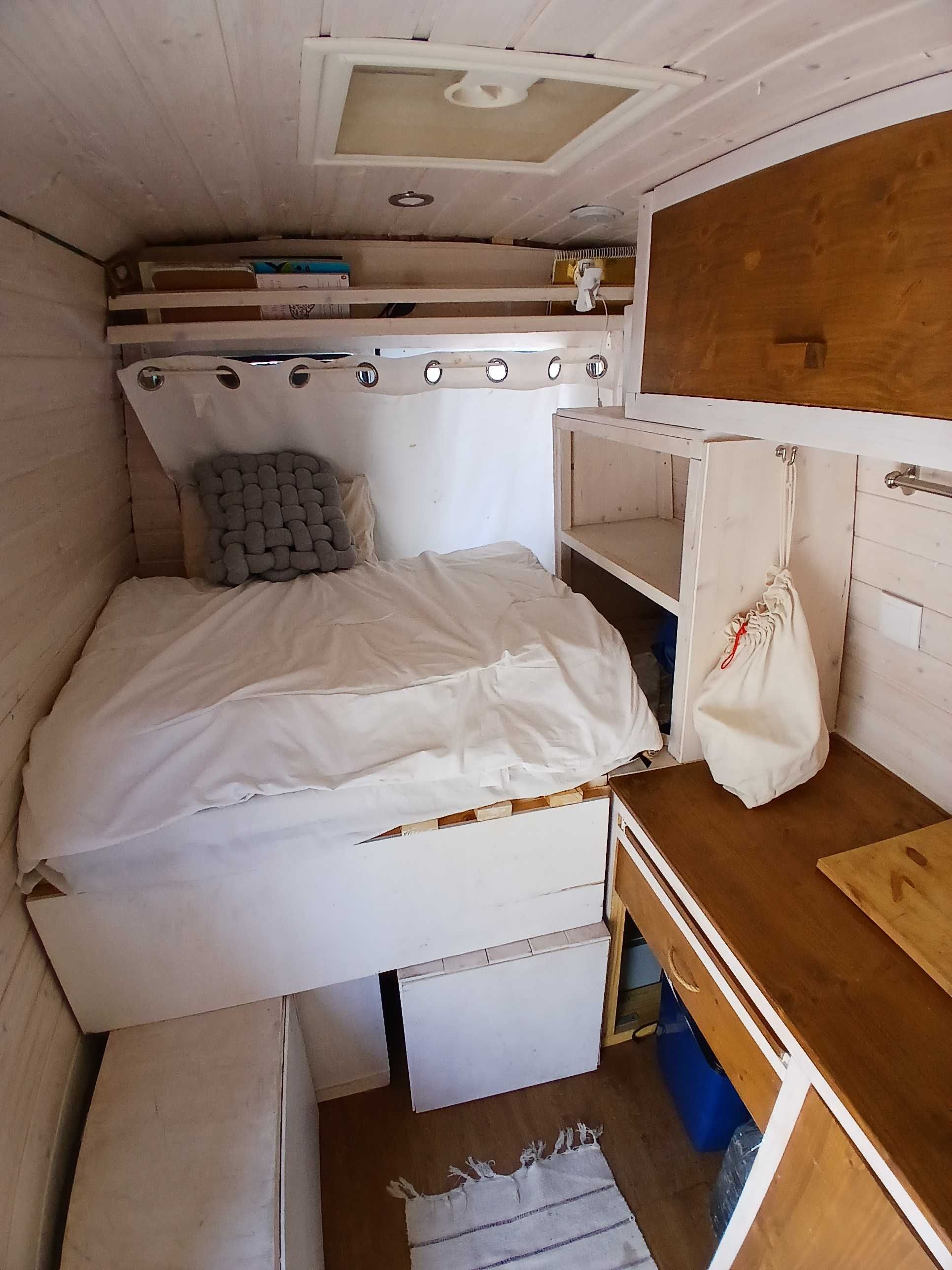 Autocaravana Renault Trafic (legalizada) 102.000 Km