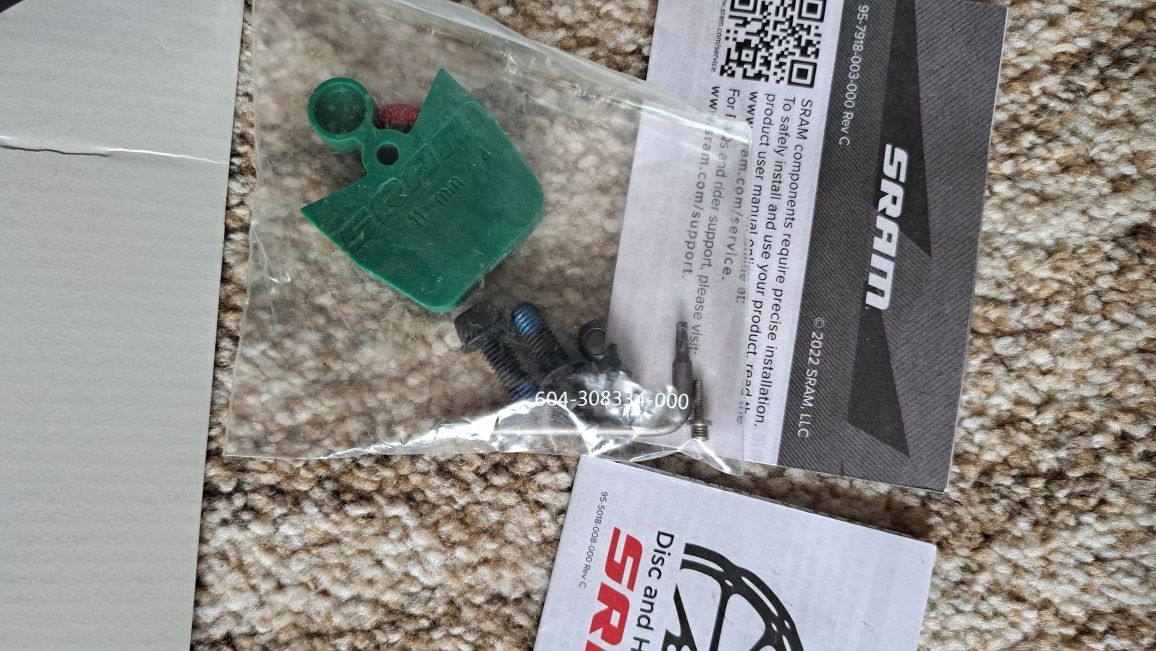 Nowy Hamulec hydrauliczny tarczowy SRAM DB 8 przód 950