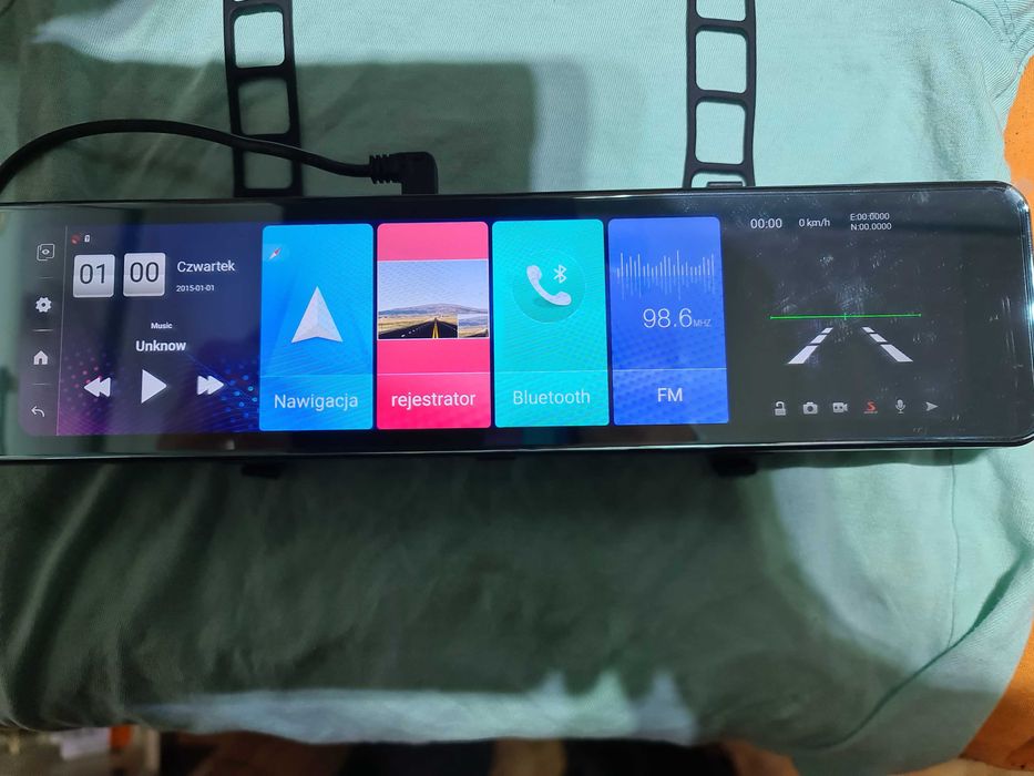 Wideorejestrator na lusterko z GSM