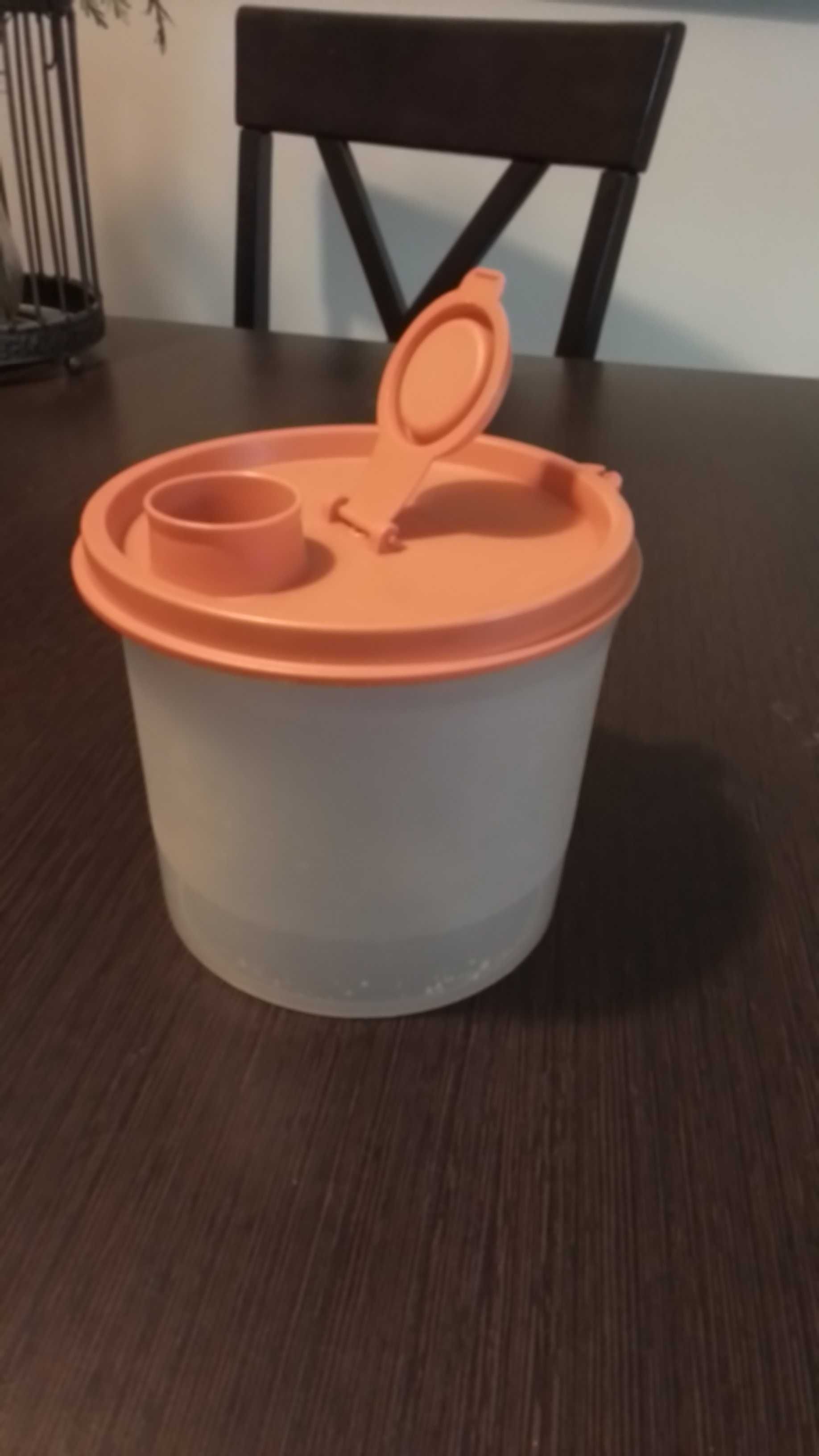 Artigos da Tupperware variados