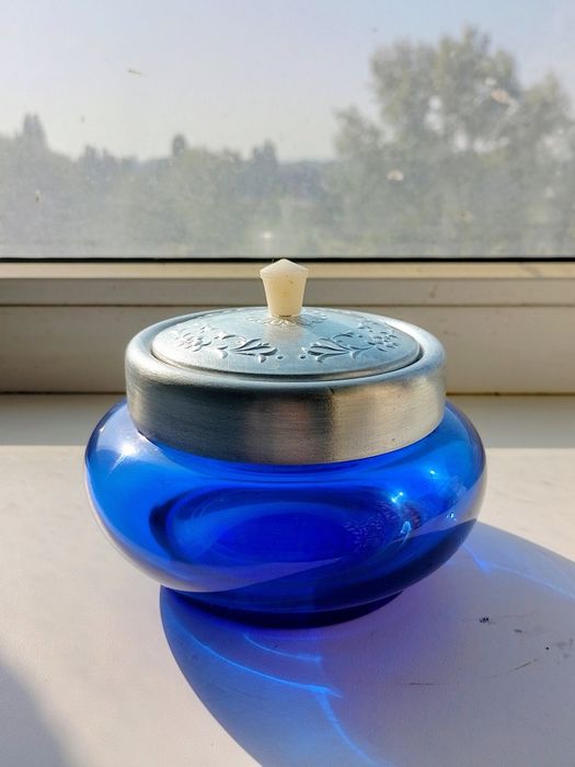 Советская сахарница из кобальтового стекла. Посуда СССР. Цукорниця.