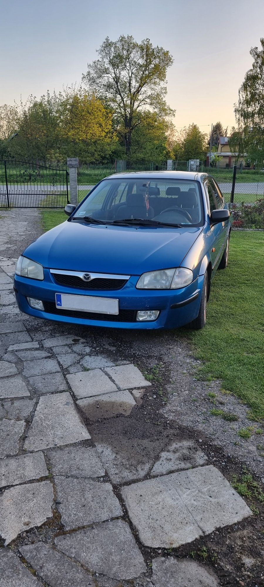 Mazda 323f, 2.0 diesel, 1999r.