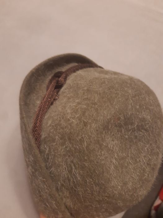 Oryginalny Kapelusz myśliwski z filcu Tonak Praha zielony khaki midi