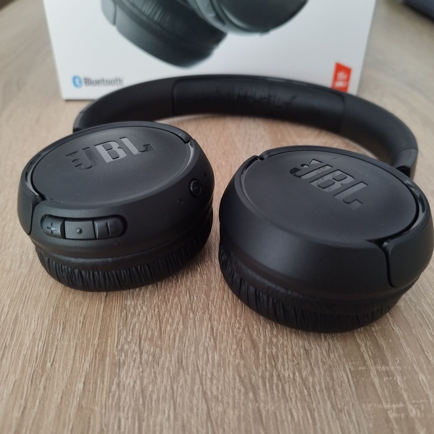 Słuchawki JBL TUNE 560BT