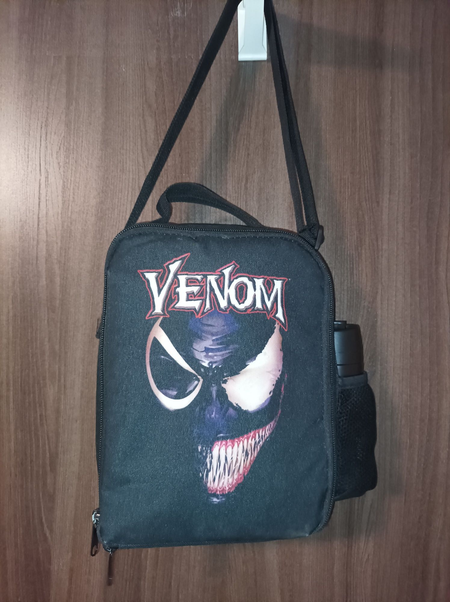 Сумка, ланч бокс через плечо Venom, Marvel comics