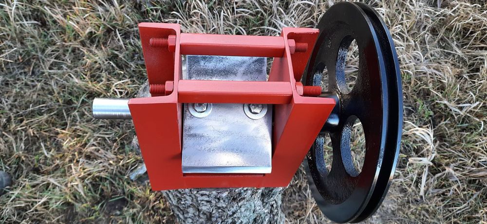 Подрібнювач гілок. Кукурузи, бурьянів, малини, ботви. Гілкоруб Щепоріз