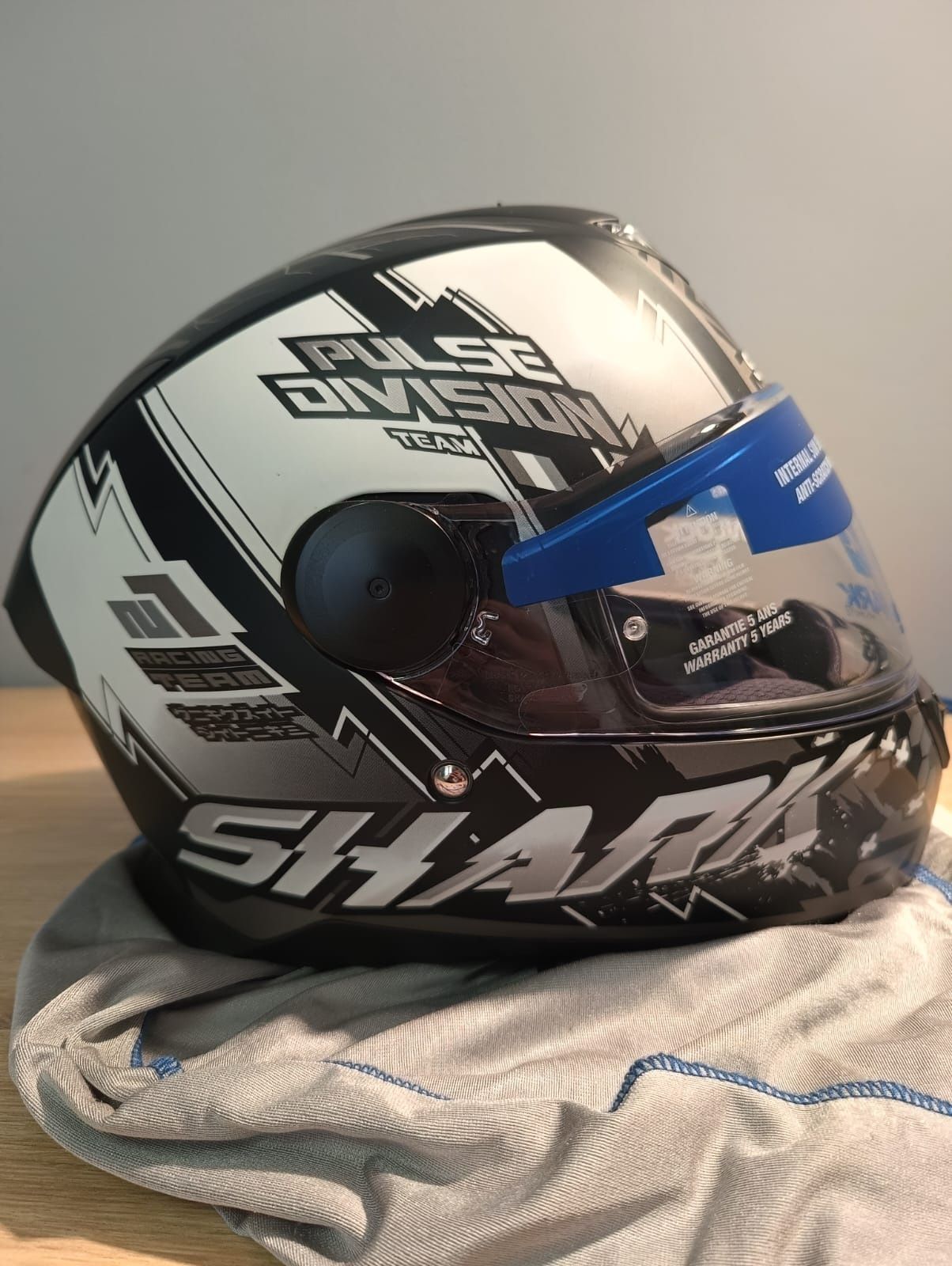 Kask motocyklowy Shark skwal 2