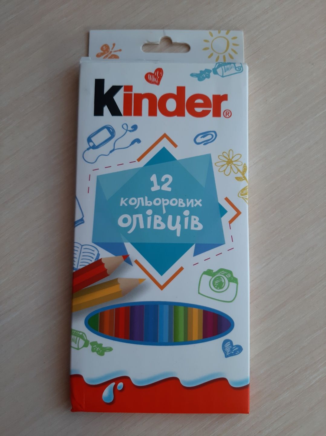 Кольорові олівці kinder 12шт нові