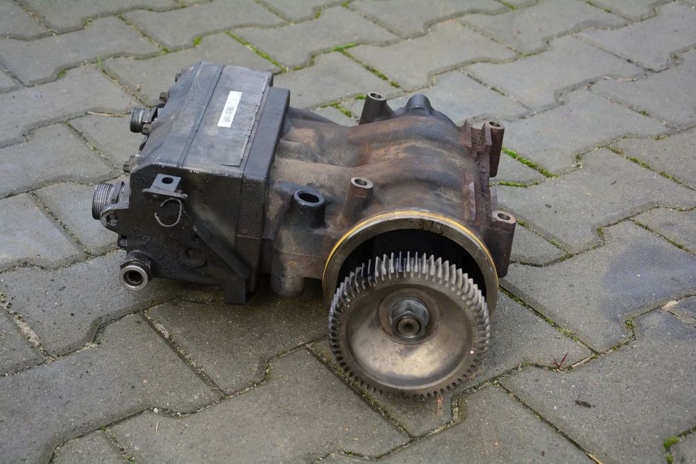 Sprężarka powietrza dwucylindrowa 1883118 DAF