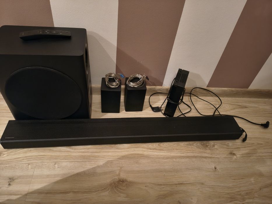 Soundbar Samsung plus zestaw