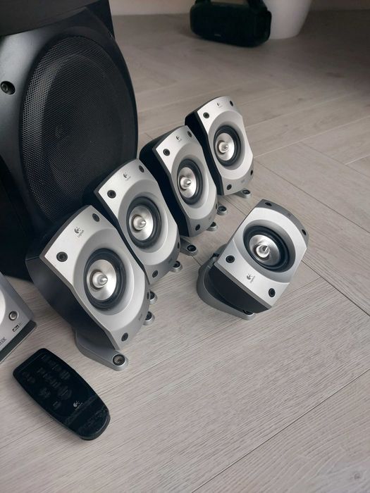 Logitech 5.1 Z-5500 Digital THX Speaker System