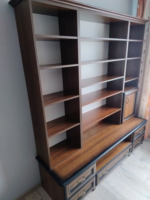 Meble biurowe pokojowe jak Nowe