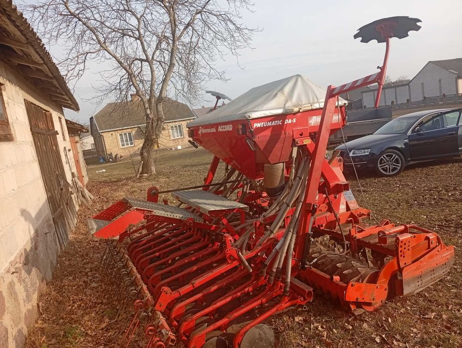 Kverneland siewnik zbożowy 3m