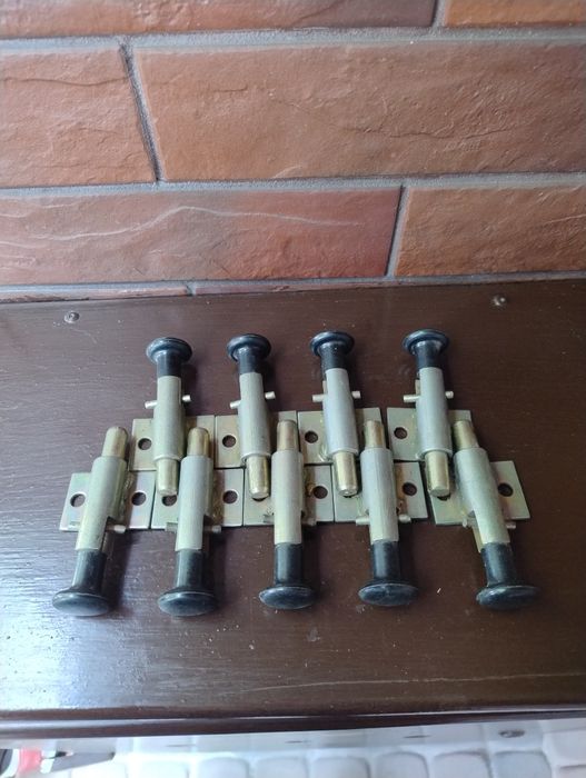 Trzpień bolec zacisk naciągacz do burty przyczepy przyczepki solidny