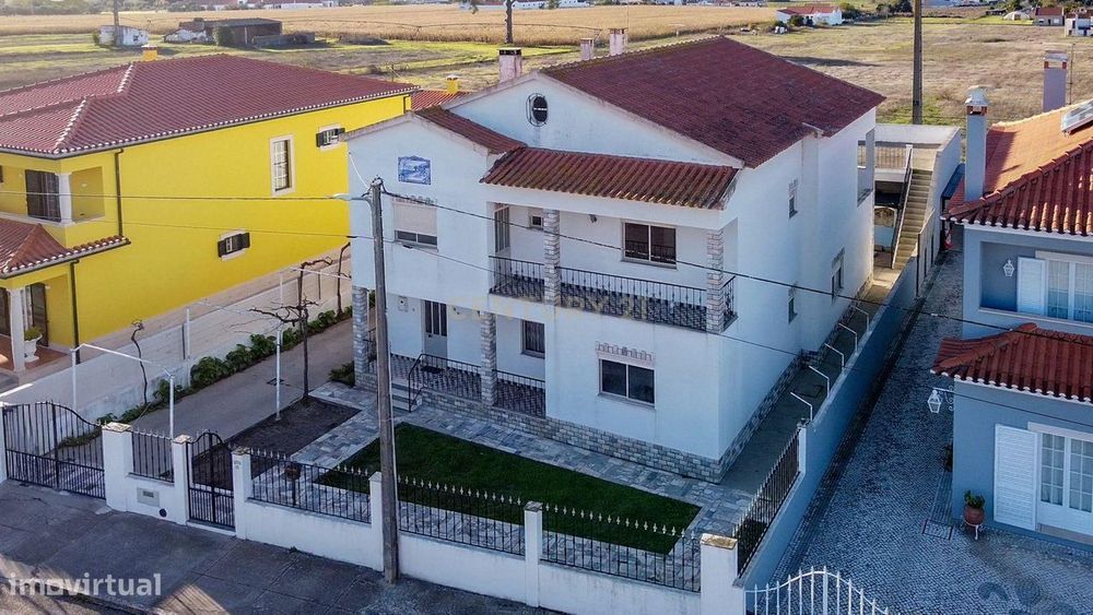 Moradia T6 para venda em Alpiarça, Santarém