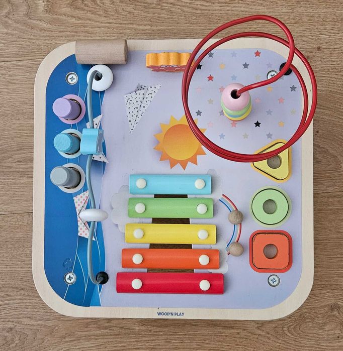 Mesa de atividades +18m