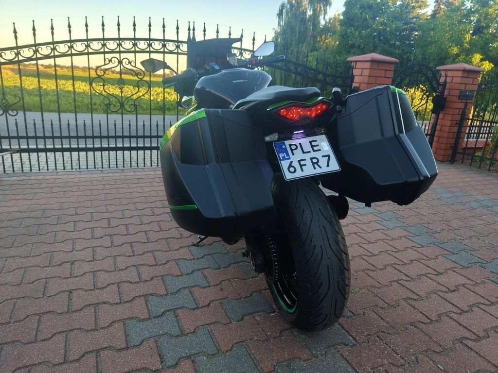 Kawasaki z1000sx Ninja sx KTRC kufry, wydechy, doinwestowana