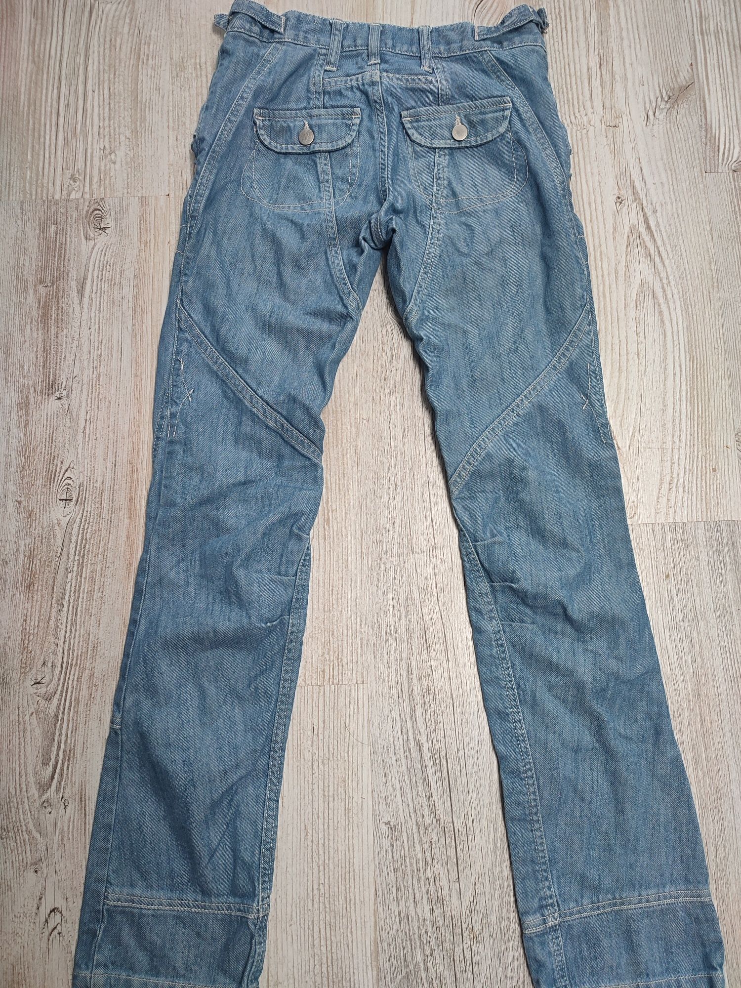 H&M 26 XS spodnie damskie jeansowe dżinsy proste niski stan kieszenie