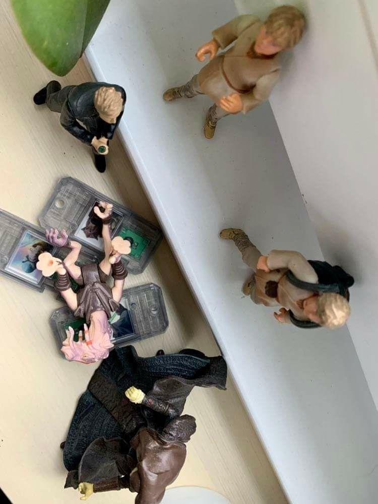 Figurki z filmu Star Wars Zemsta Sithów 10cm wysokości