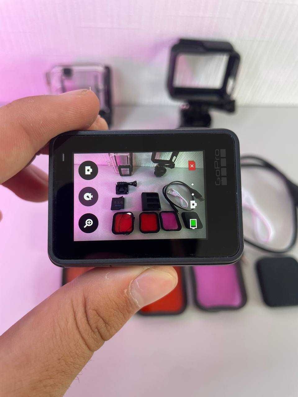 Екшн камера GoPro HERO7 Black з комплектом