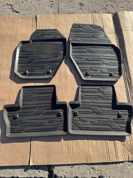 Oryginalne dywaniki volvo v60,s60  2010 do 2017