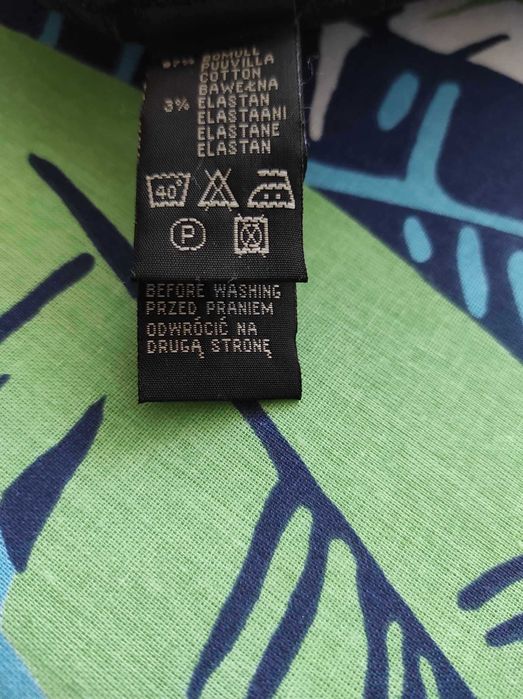 Sukienka mała czarna 38
