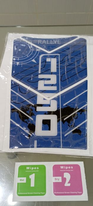 Наклейка на топливный бак мотоцикла