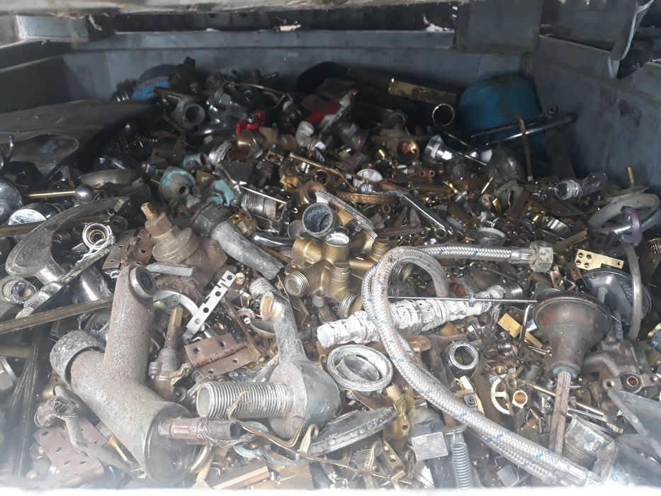 Recolha de todo tipo de sucatas