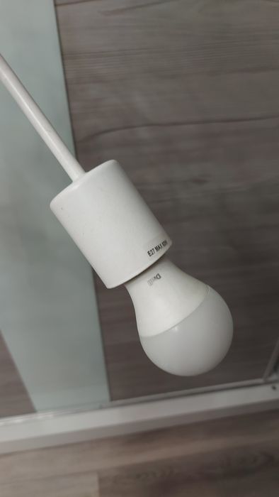 Lampa biała! Zadbana!!!