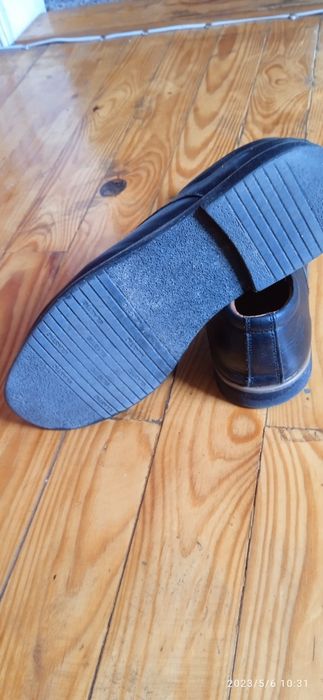 Туфлі підліткові 39 розм.