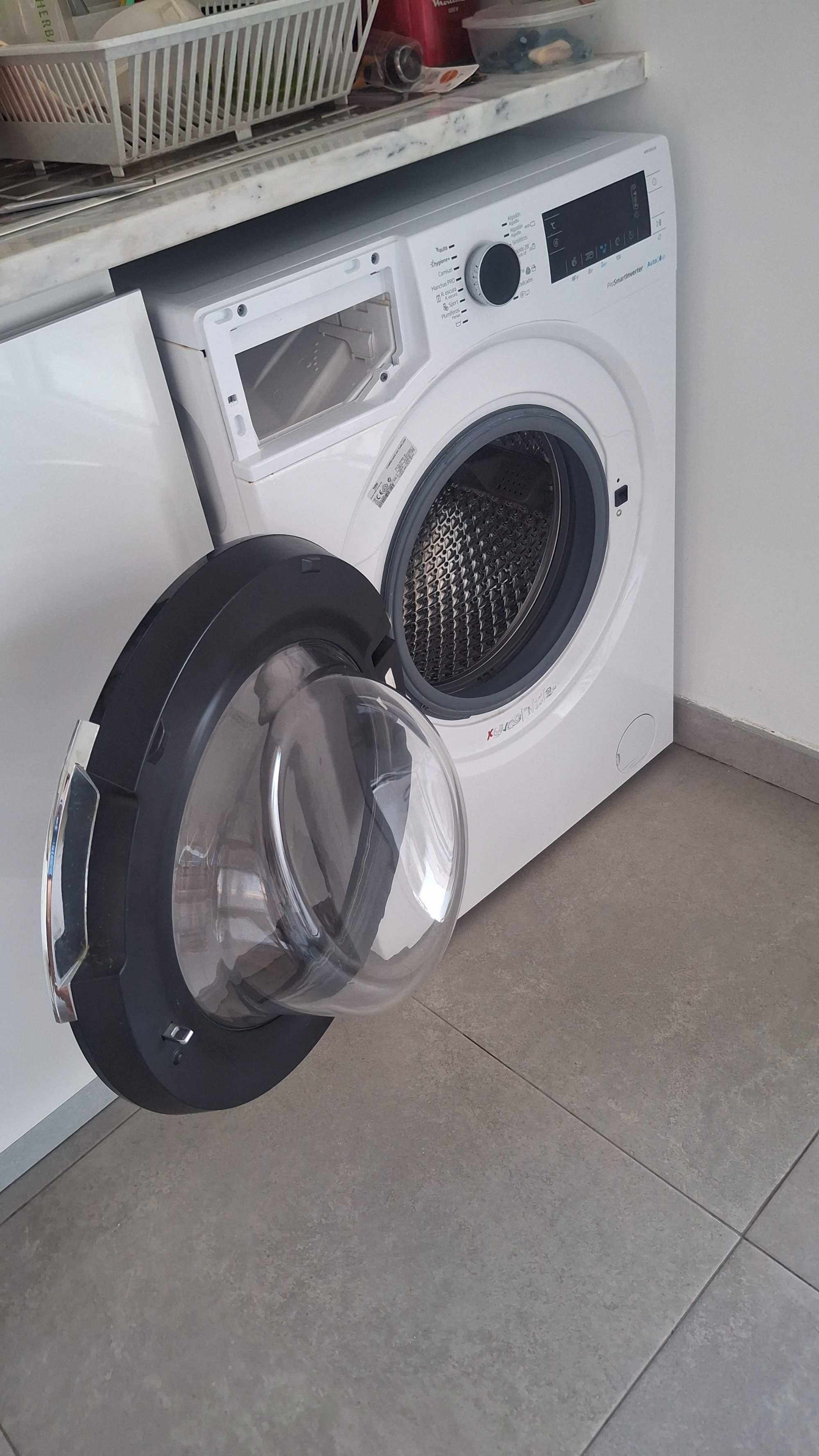 Máquina de lavar roupa 8Kg reservada até dia 18