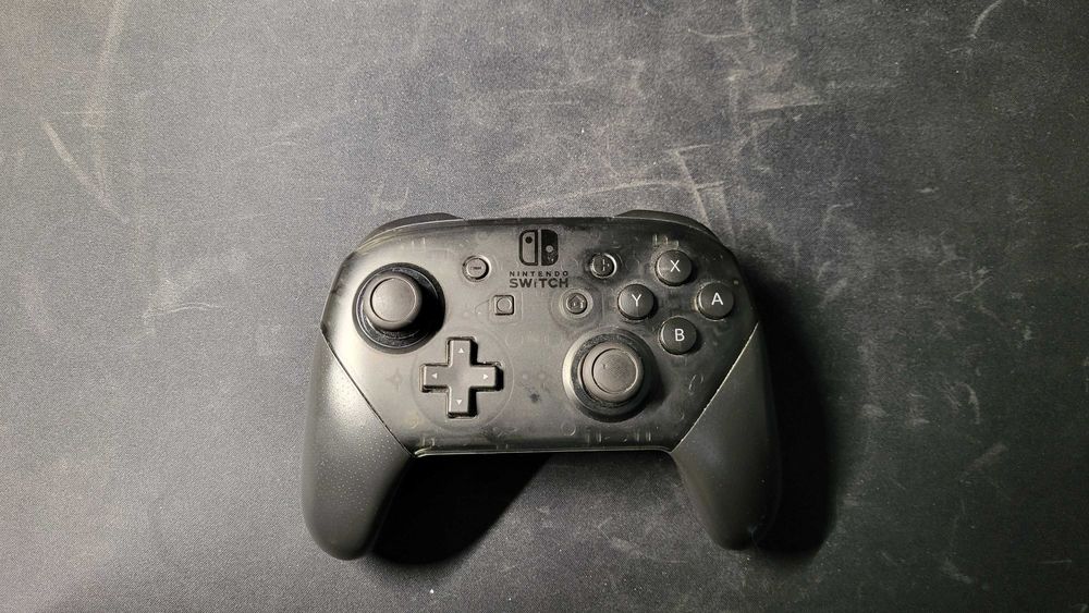 Nintendo Switch OLED + akcesoria