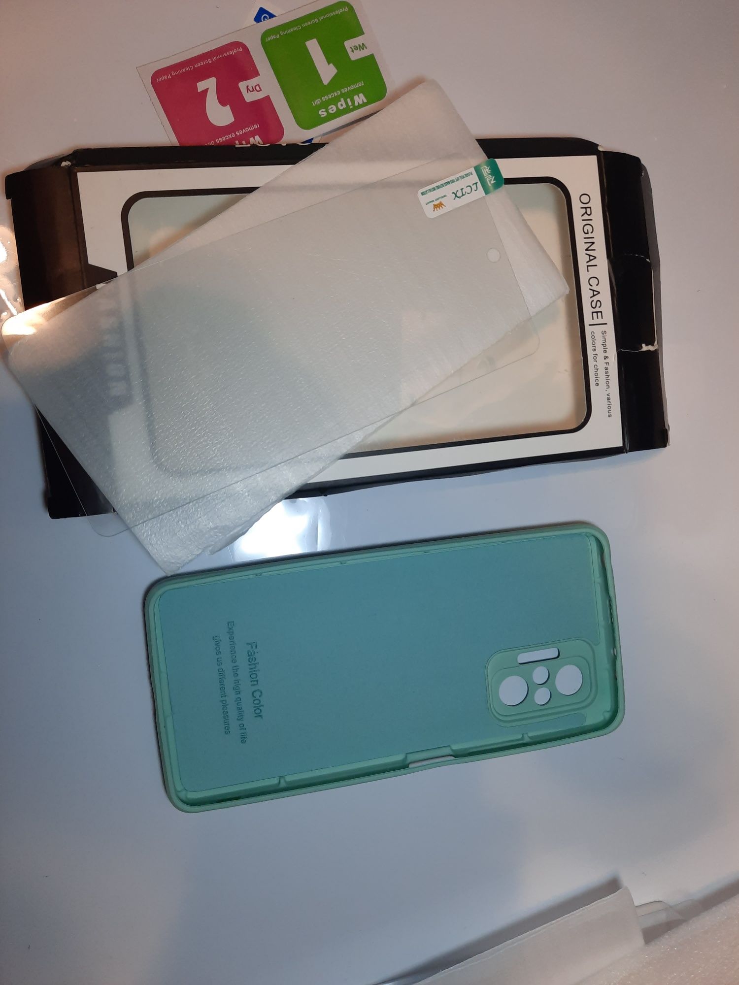 Etui na Xiaomi Redmi Note 10 pro z szkłem hartowanym na wyświetlacz 2s