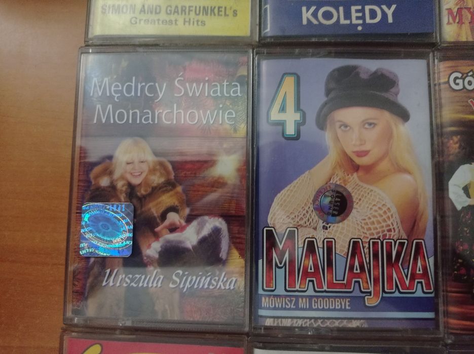 10 Zestaw 9 kaset magnetofonowych