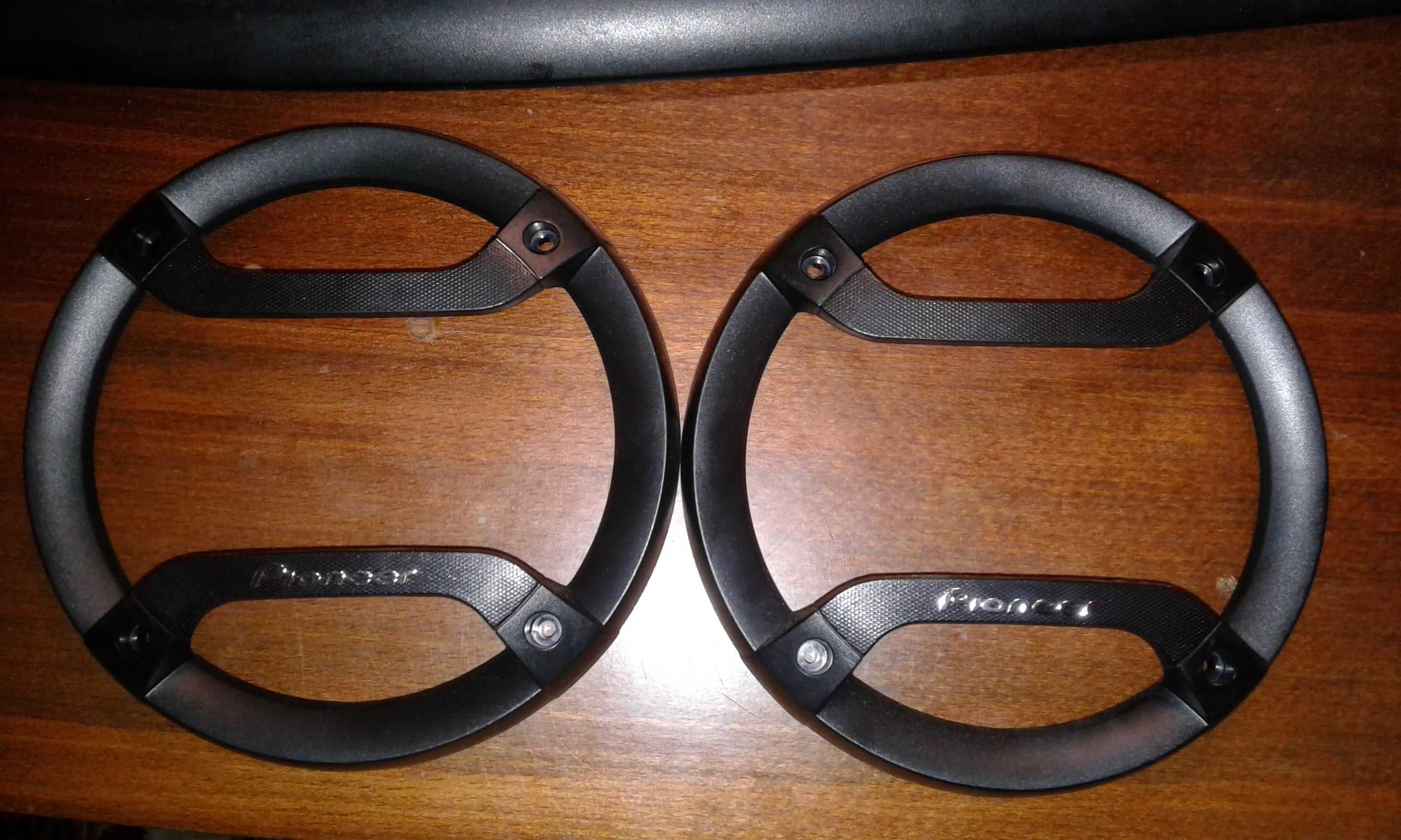 Сетки динамиков Pioneer 15.5см. и 17см. крышки окантовка динамиков