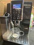 Ekspres DeLonghi Dinamica