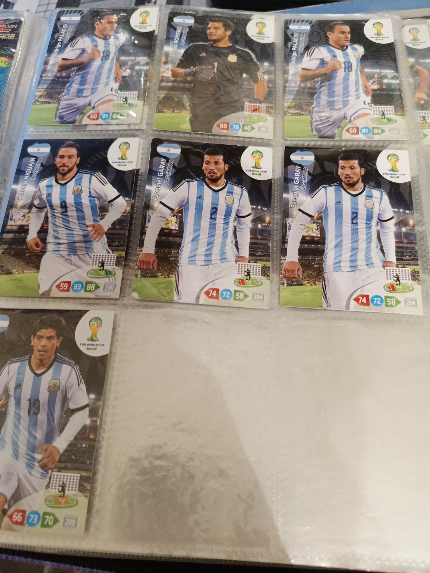 Karty kolekcjonerskie world cup brasil 2014