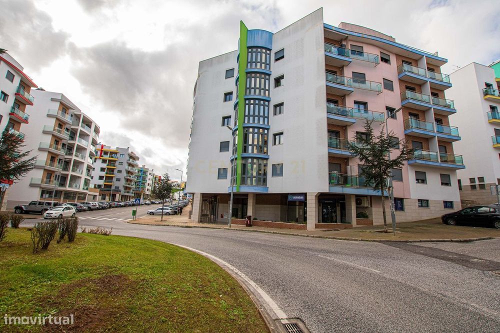 EXCLUSIVO Duplex T2+1  com  terraço panorâmico