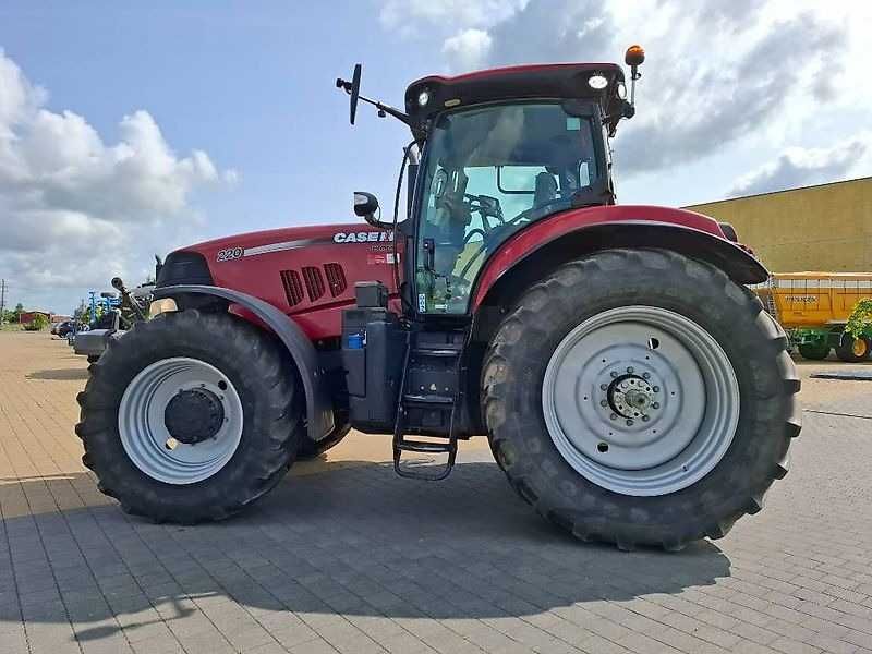 Трактор Case IH Puma 220