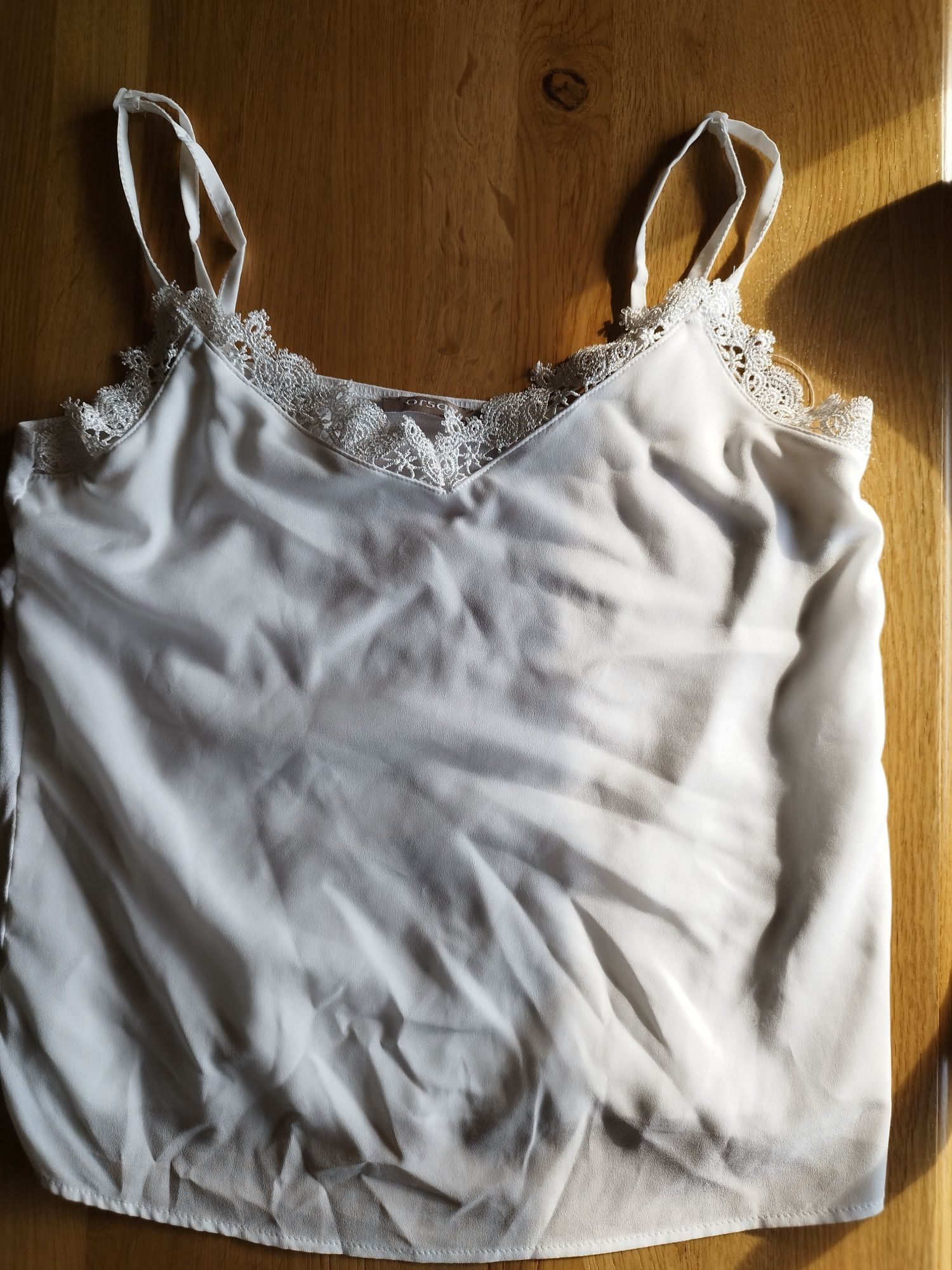 Biała bluzka na ramiączkach Orsay 34