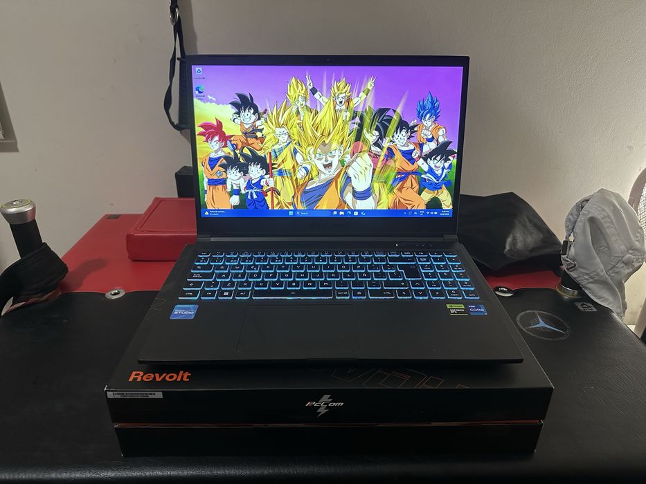 Portátil Gaming PcCom | RTX 4060 | i7-13700H | 1TB SSD | 32GB RAM