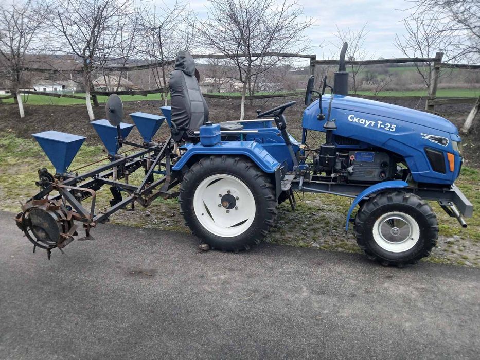 Трактор мінітрактор Скаут Т25 в дуже гарному стані