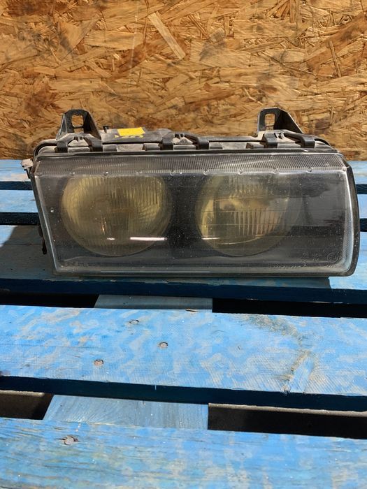 Farol Esquerdo Bmw E36