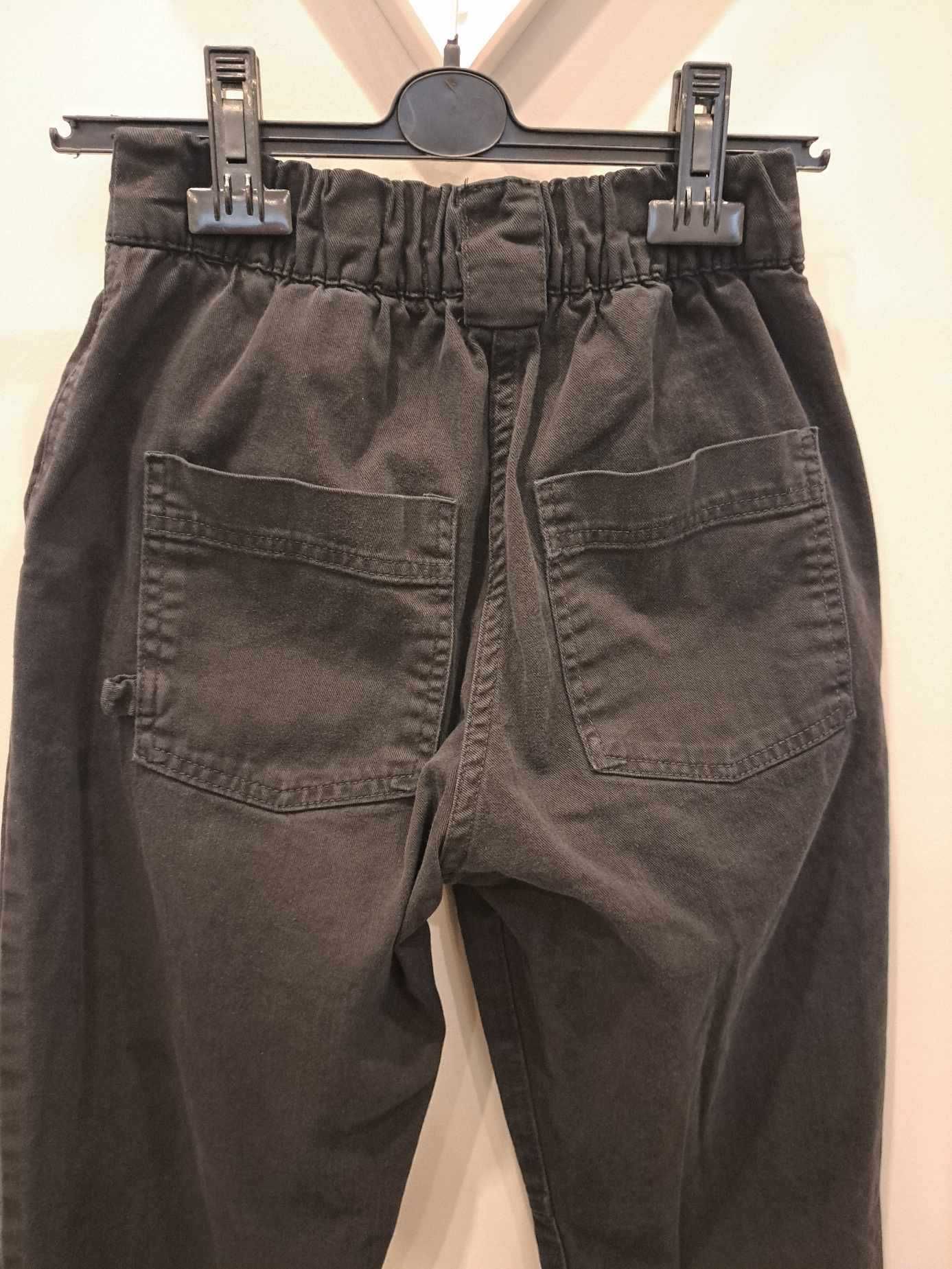 Spodnie czarne Bershka roz. 34 (XS), wysoki stan