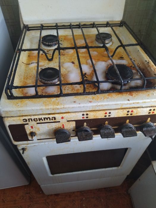 Прибирання житлових приміщень, офісів