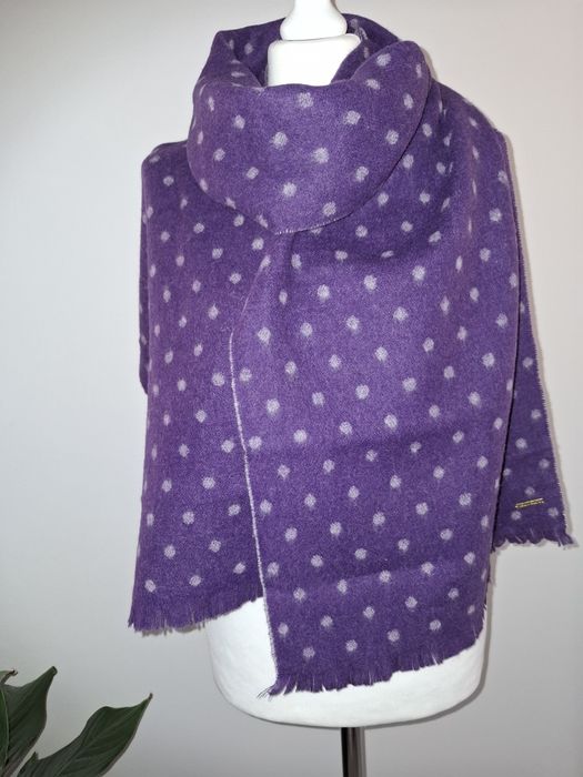 Jean Paul. Szalik damski. Wełna.