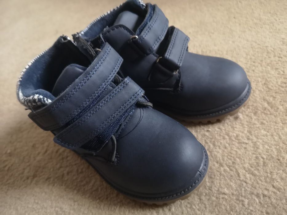 Nowe buty traperki 27